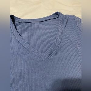 Blue V-neck crop top size XS